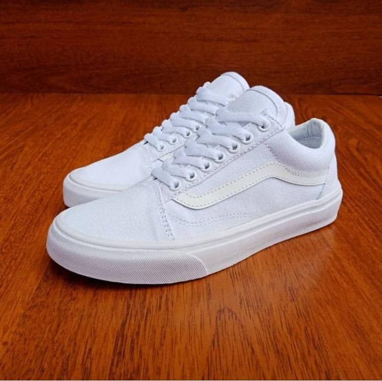 Vans Old Skool – “True White” Sneakers